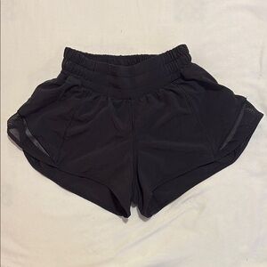 Woman’s Hotty Hot Low-Rise Lined Short 2.5"